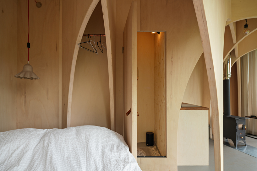 thewaywebuild forest cabin