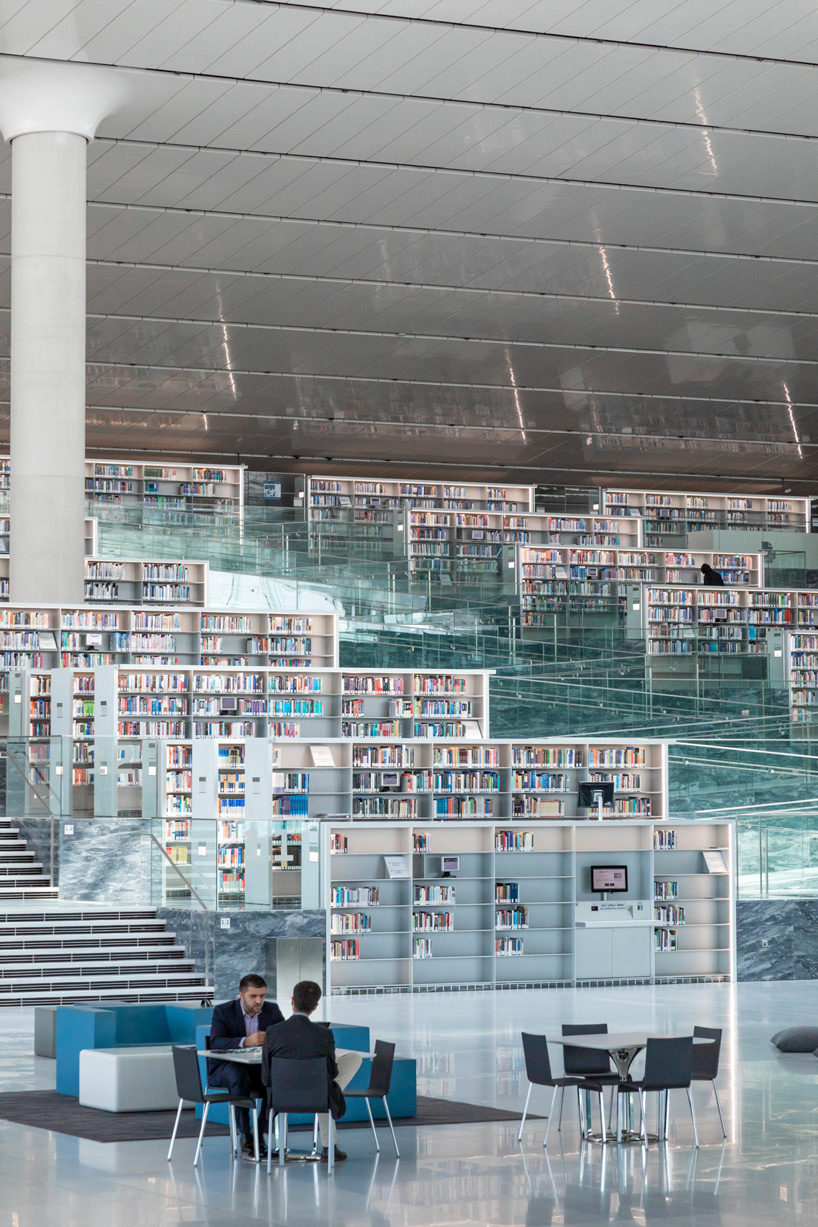 vincent hecht qatar library