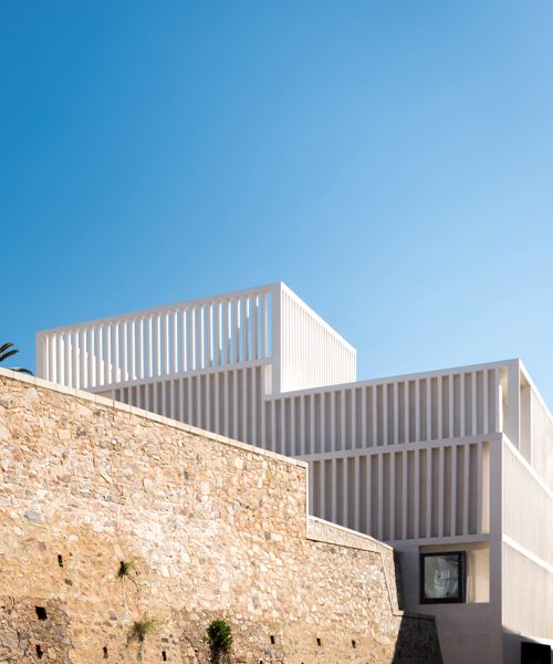 clad in white pillars, emilio tuñón's museum of contemporary art opens in cáceres, spain