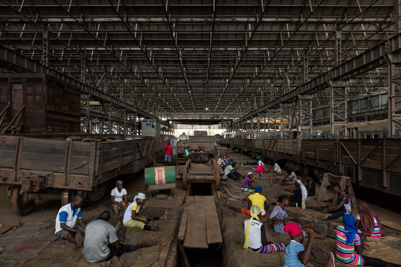 interview: ibrahim mahama on his monumental jute sack installations at design indaba 2020