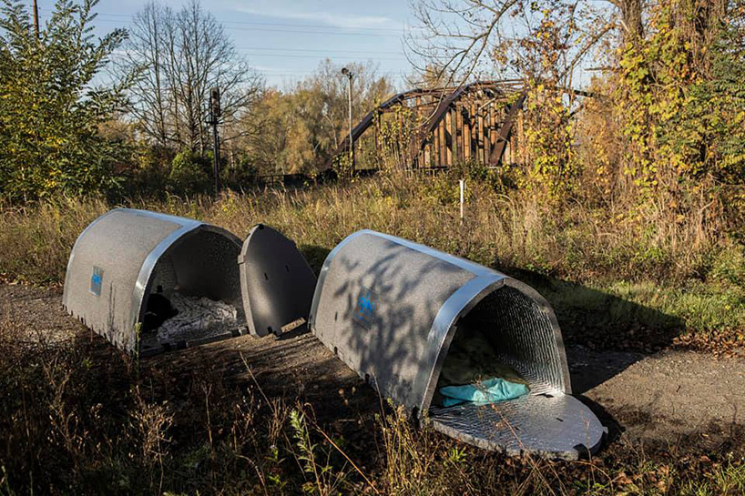 iglou is an insulated, waterproof shelter for homeless people