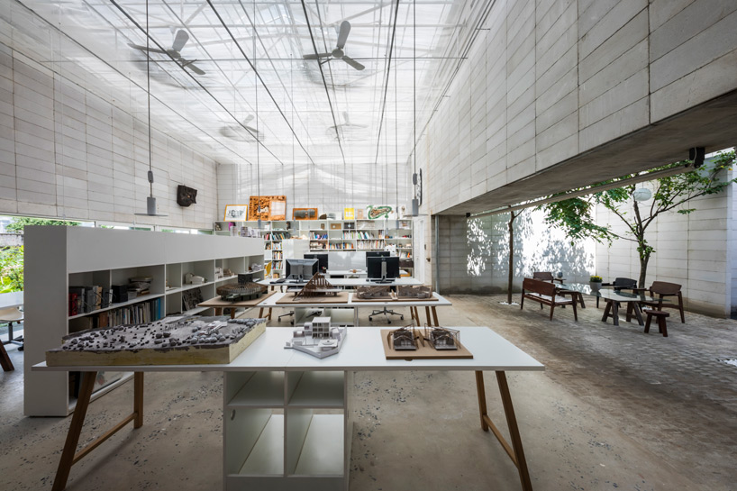 kientruc o designs its office in vietnam with an airy, light-filled atmosphere