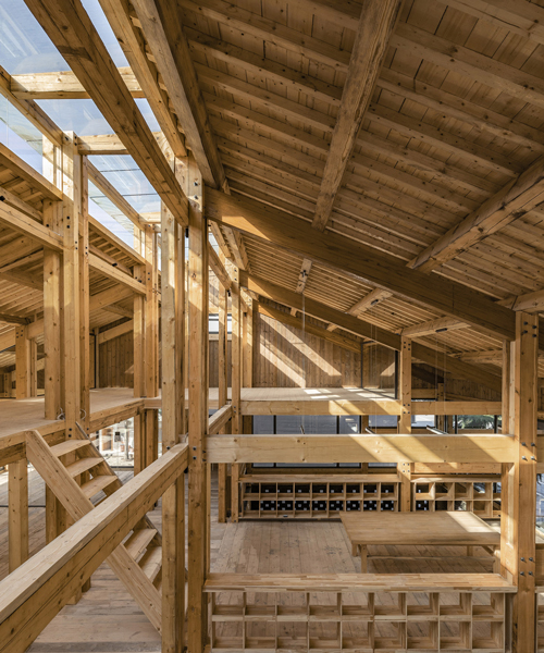 LUO studio uses a prefabricated timber structure to build community center in rural china