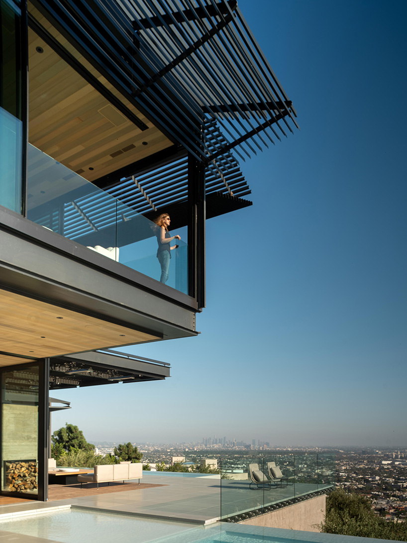 olson kundig's hillside 'collywood house' presents sweeping views across los angeles