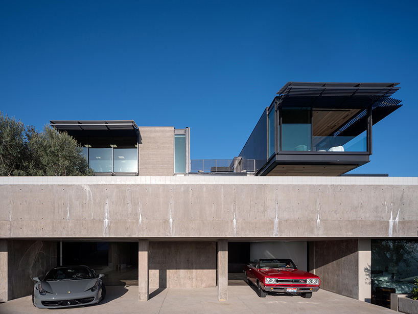 olson kundig's hillside 'collywood house' presents sweeping views across los angeles