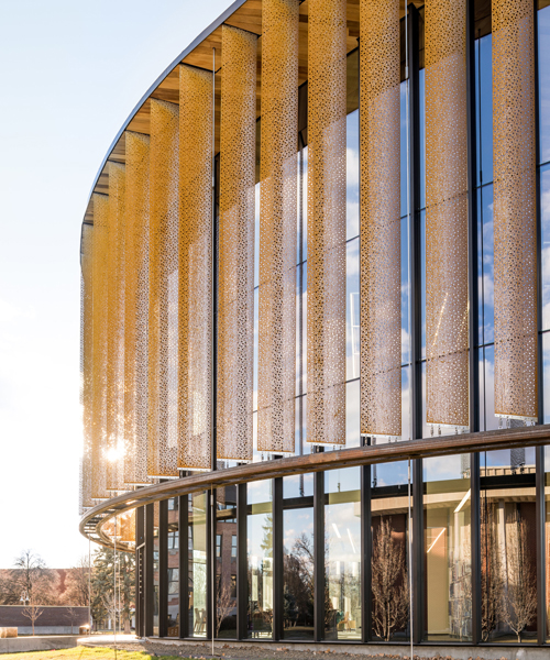 perforated metal fins shade richärd kennedy architects' cruzen-murray library in idaho