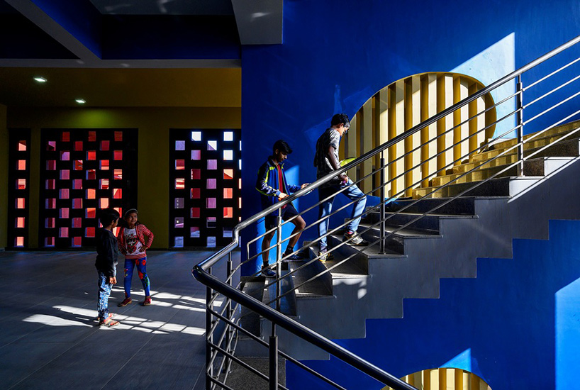 sanjay puri shades school campus in northern india with a network of angled red walls