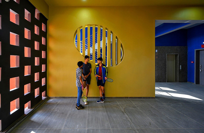 sanjay puri shades school campus in northern india with a network of angled red walls