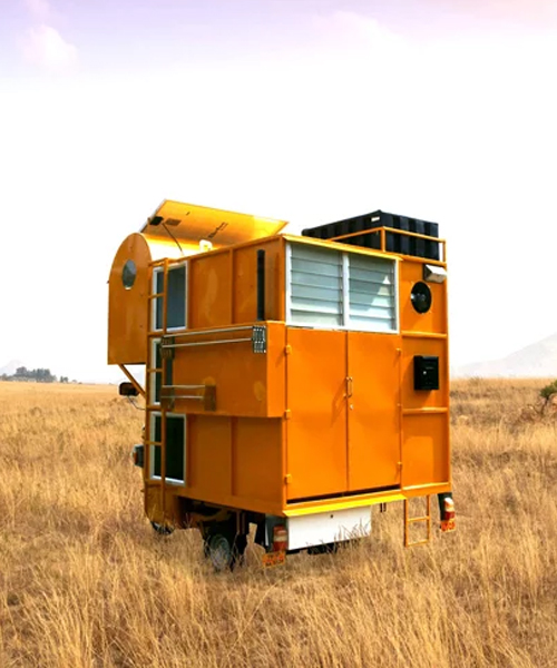 SOLO 01 is a 6x6ft portable housing concept built on the back of a yellow rickshaw