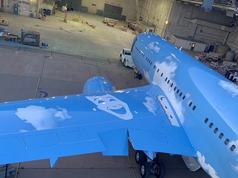 virgil abloh customizes drake's boeing private jet with white clouds
