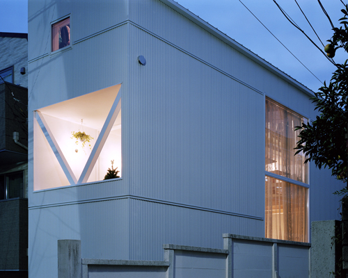 suzuko yamada architects' waseda house is a tall, narrow family dwelling in tokyo