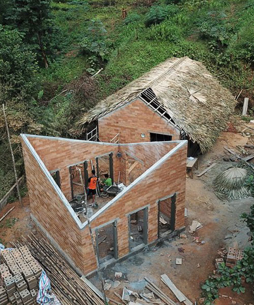 1+1>2 architects employs local materials and labor to build dao school in vietnam