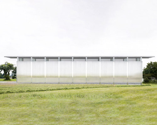 bosetti-dejardins designs translucent fabrication shed set in rural connecticut