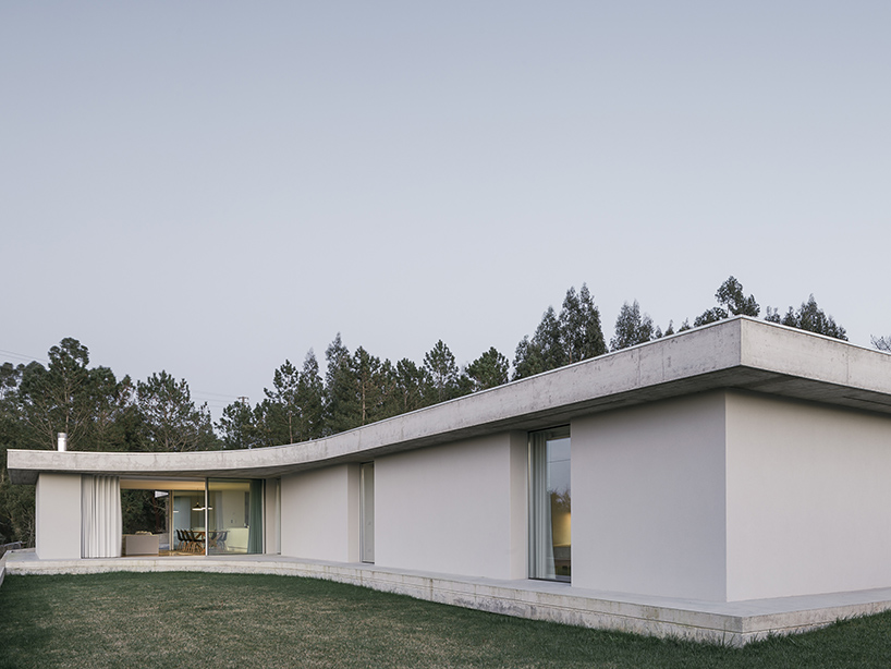 bruno dias arquitectura tops residence in portugal with organic shaped ...