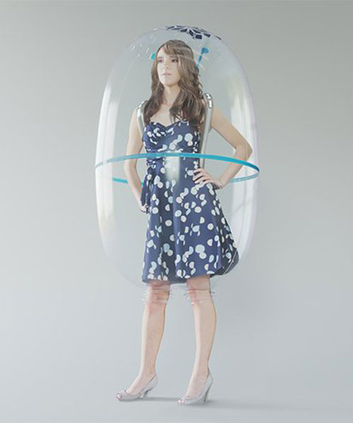 'bubble shield' by designlibero imagines a solar-powered personal space