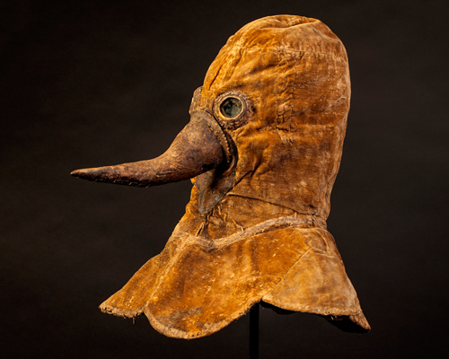 museums are challenging each other on twitter to find world's creepiest exhibit