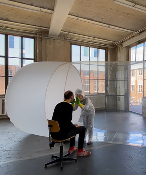 plastique fantastique creates a mobile bubble-like space to protect COVID-19 doctors