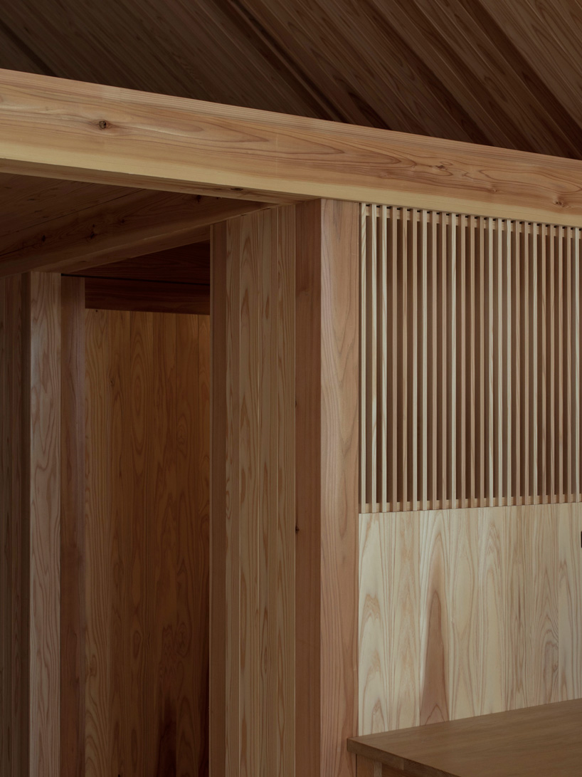 tomoaki uno architects completes wooden house in japan with blind street façade