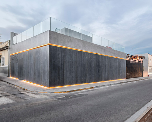 viroc panels and microcement complete VIMARVI's restaurant design in spain