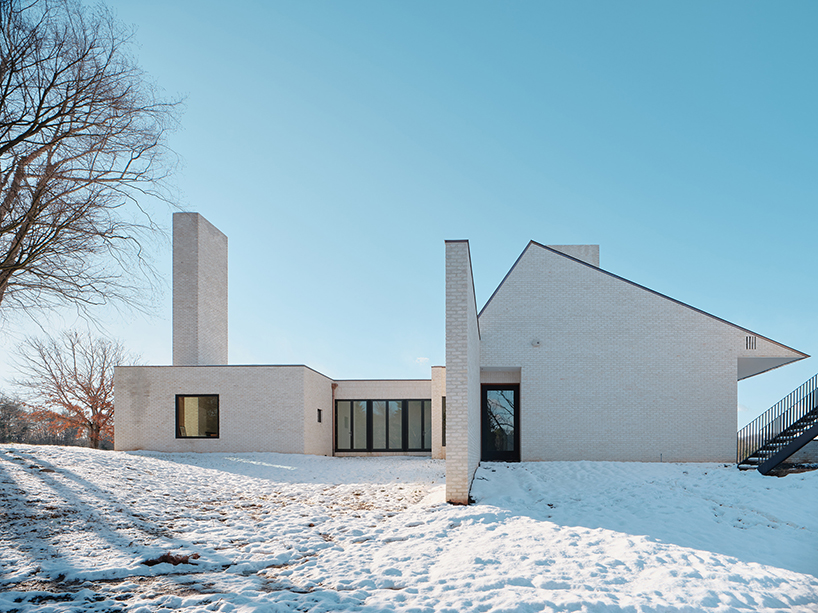 three chimney tw ryan