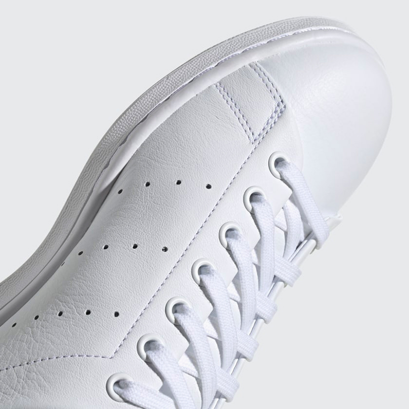 plain white adidas stan smith