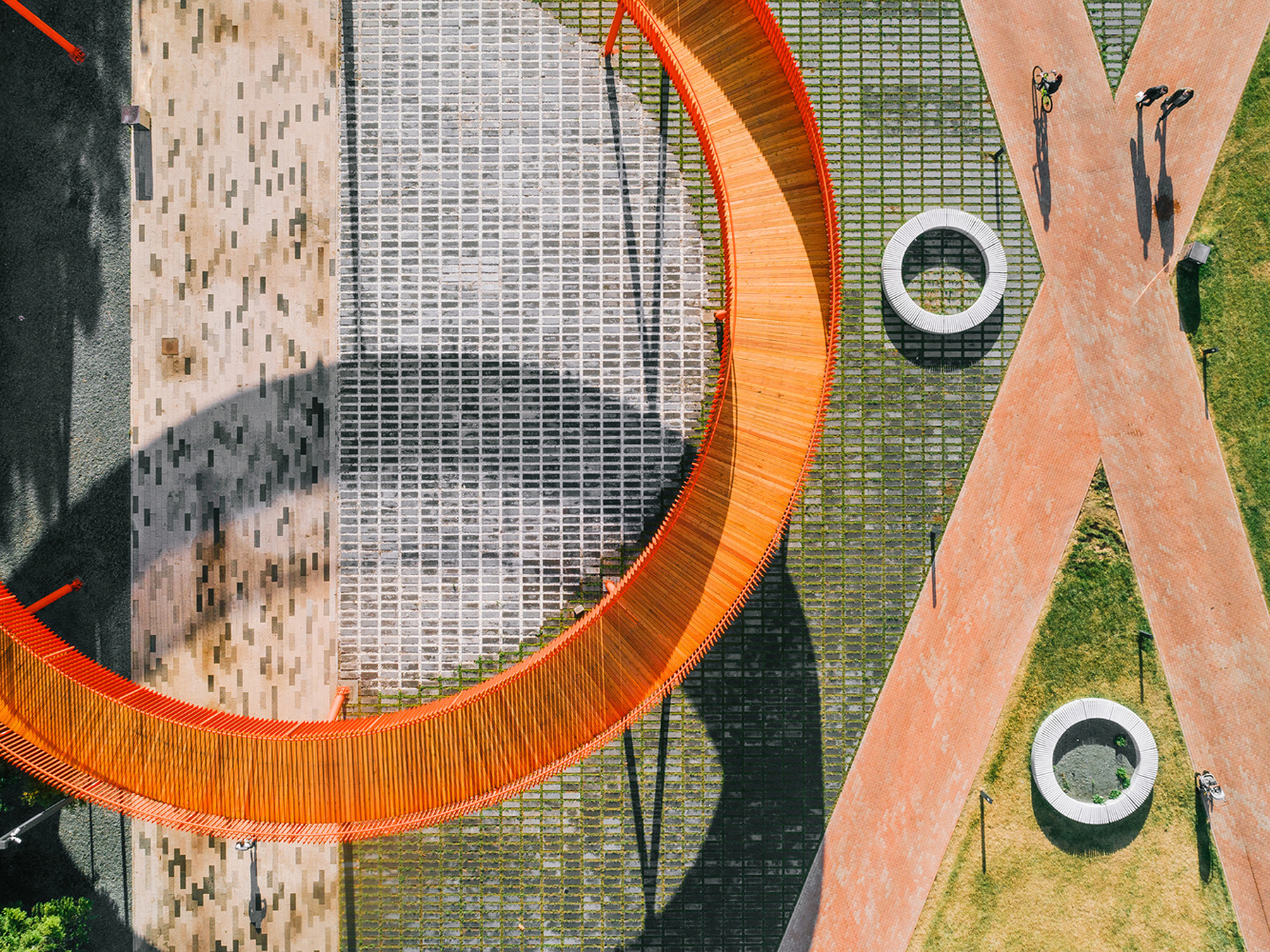 azatlyk-square-DROM-naberezhnye-chelny-russia-designboom-015
