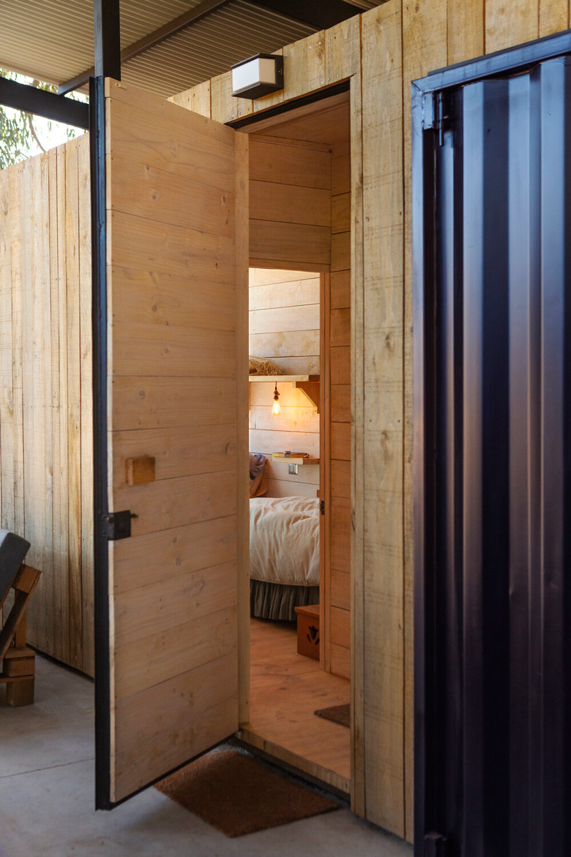 constanza domínguez + plannea arquitectura convert shipping containers into house in chile