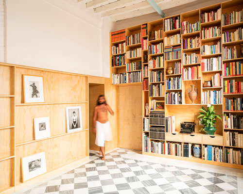 GRX arquitectos unites two apartments for 'casa duquesa' in granada