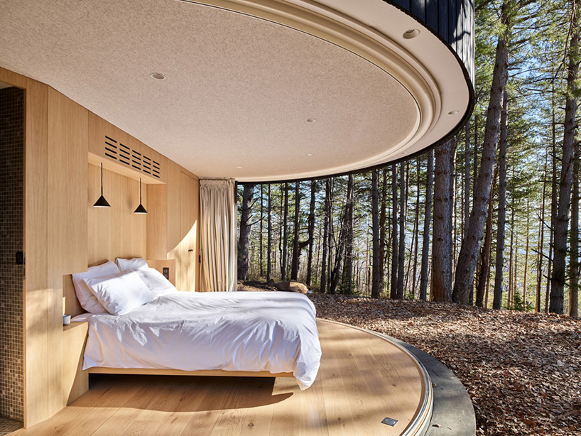 LUMIPOD cabin's curved glazed façade immerses visitors in nature