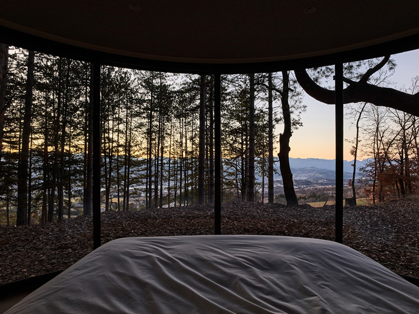 LUMIPOD cabin's curved glazed façade immerses visitors in nature