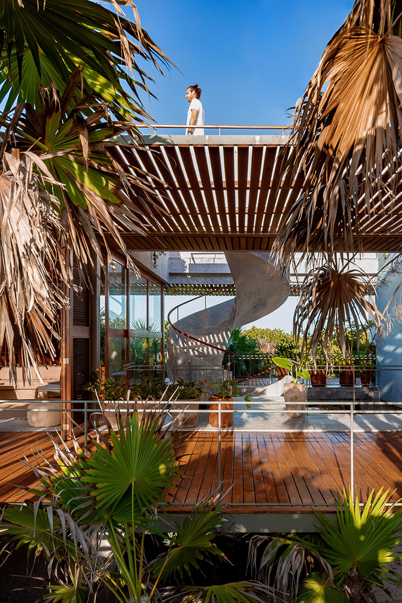 casa bautista is a secluded beachfront villa in mexico designed by PRODUCTORA