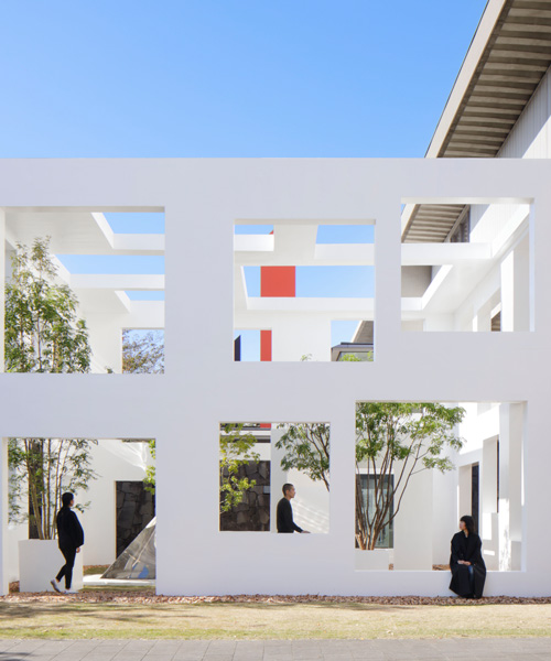 sou fujimoto exhibits scaled model of 'house N' at the national museum of modern art, tokyo
