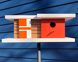 these modernist birdhouses have been shaped after palm springs' mid-century architecture