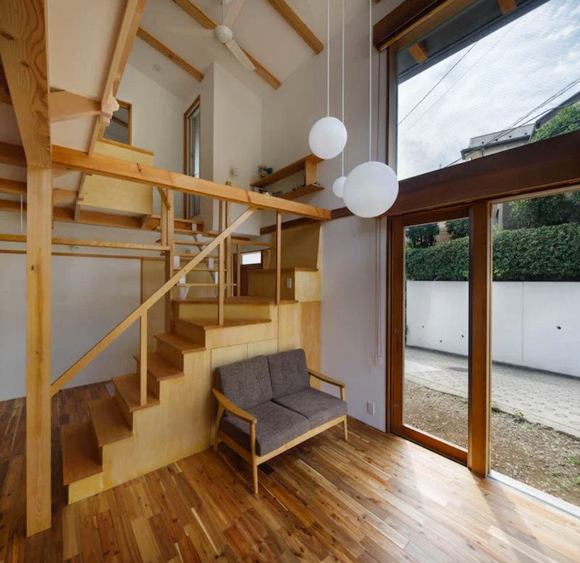 studio tawaraya connects wooden 'sorimachi' house with its surroundings in japan