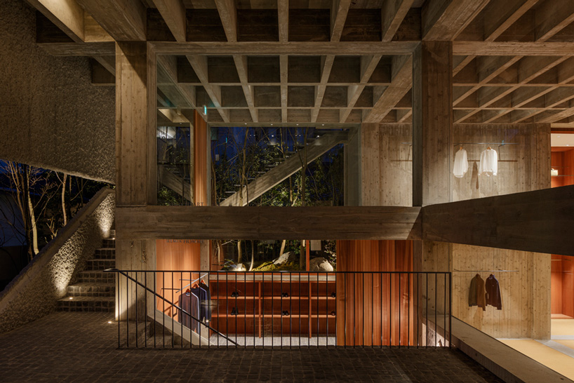toru shimokawa wraps concrete 'belt' around boutique clothing store in japan