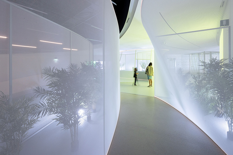 MAAT reopens in lisbon with SO – IL's 'beeline' intervention and exhibition