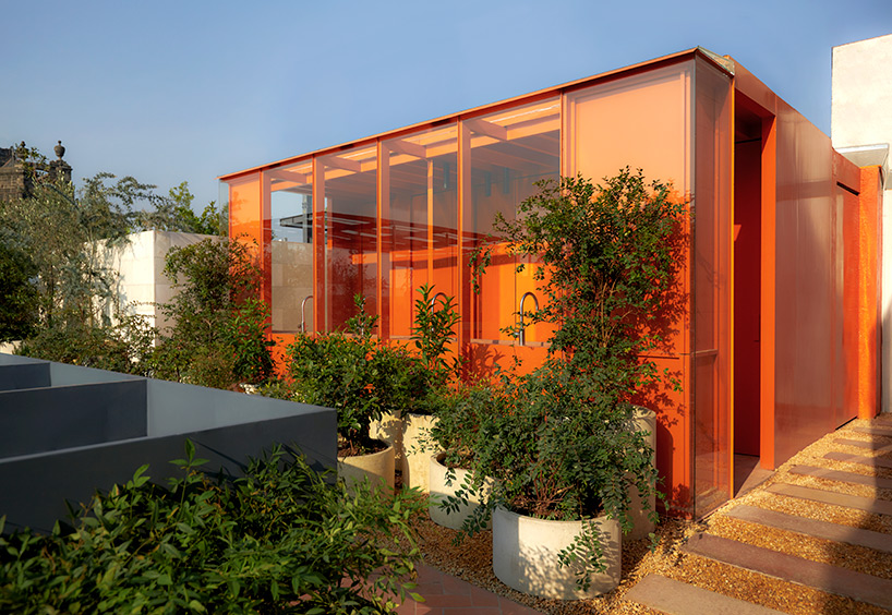 ambrosi etchegaray reimagines 19th century building as círculo mexicano hotel in mexico city