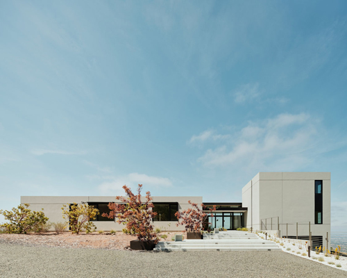 'the pavilion' dwelling by feldman architecture spills across the hills of san jose