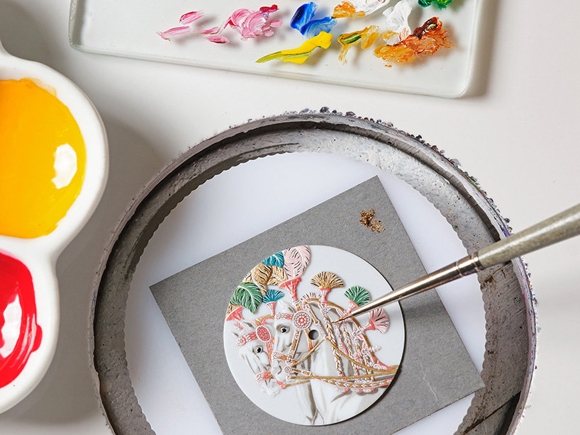 Hermès unveils hand-painted porcelain dial in arceau harnais français watch