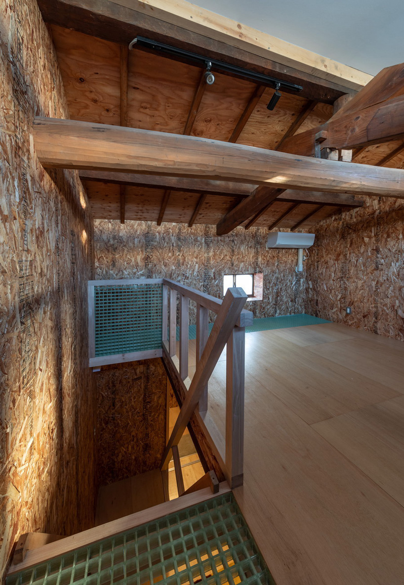 kishi environment & architecture design office converts warehouse into living space in japan