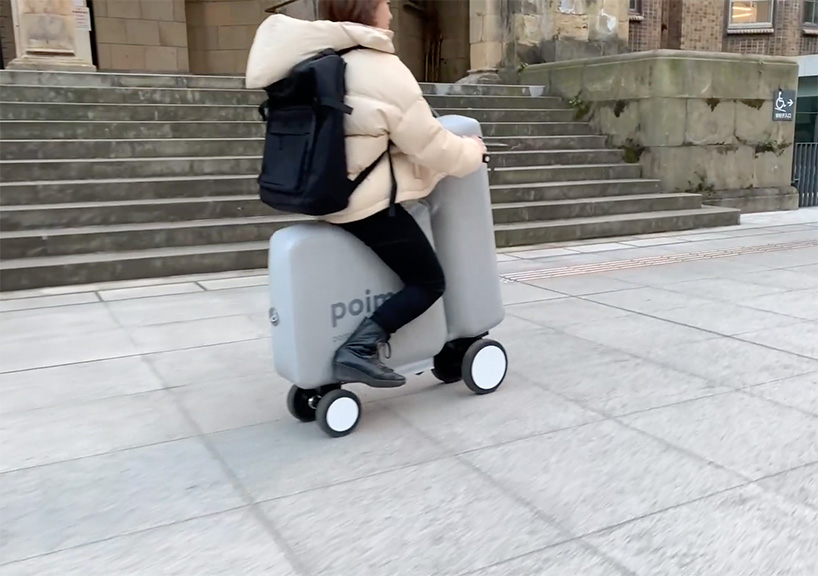 poimo, an inflatable electric scooter that fits inside your backpack