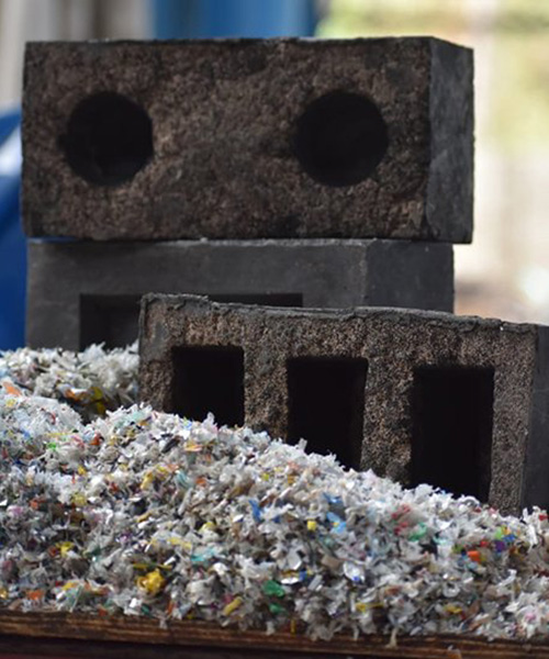 'silica plastic block' is a sustainable brick made from recycled sand + plastic waste