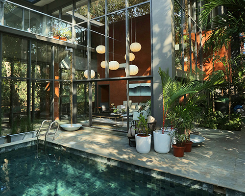 studio taan designs plush yet relaxed interior for 'kasu vana' holiday villa in goa, india