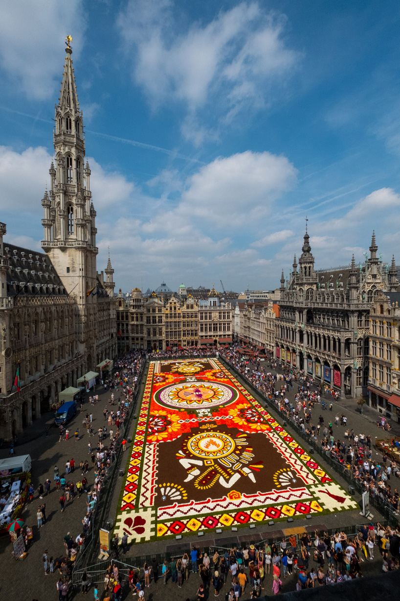 film documents the weaving of thousands of flowers into an ephemeral ...