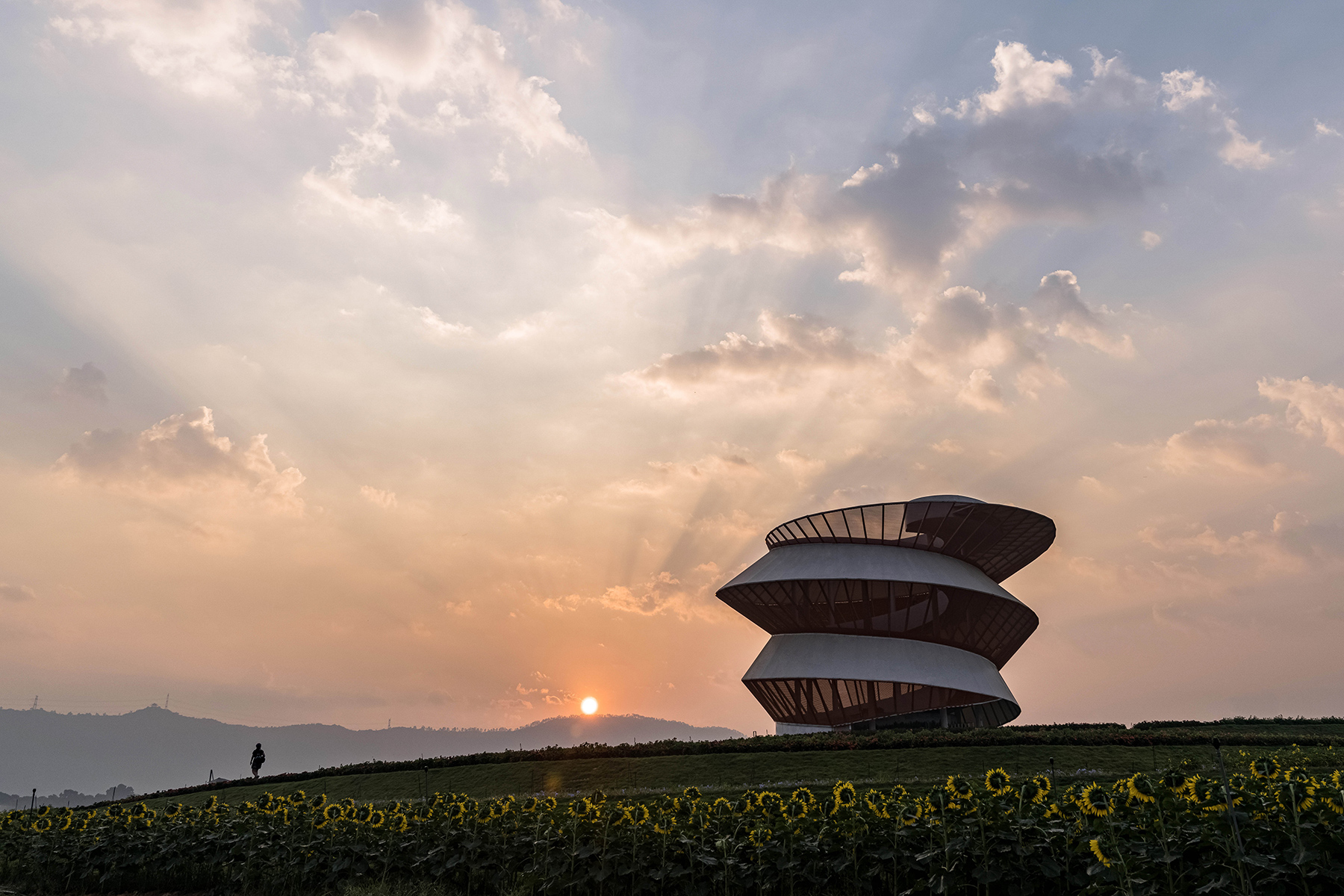 tower-of-spiral-doarchi-designboom-010