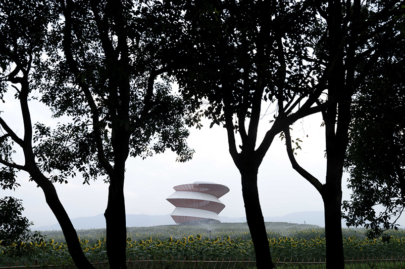 tower spiral doarchi