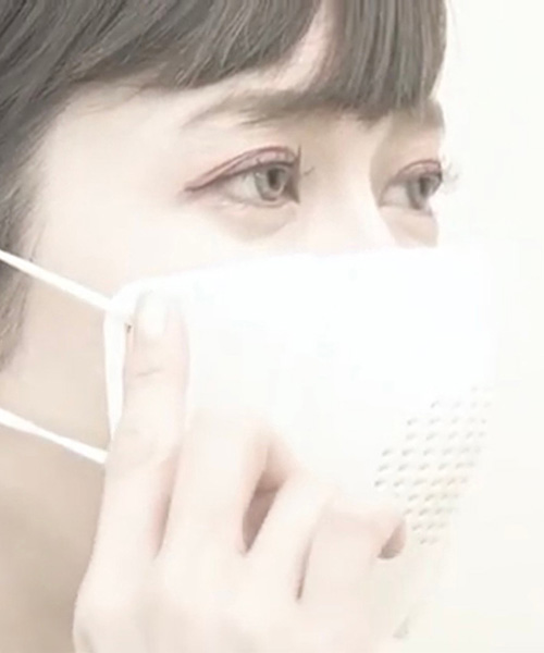 C-mask, a smart face mask that can translate and transcribe for you