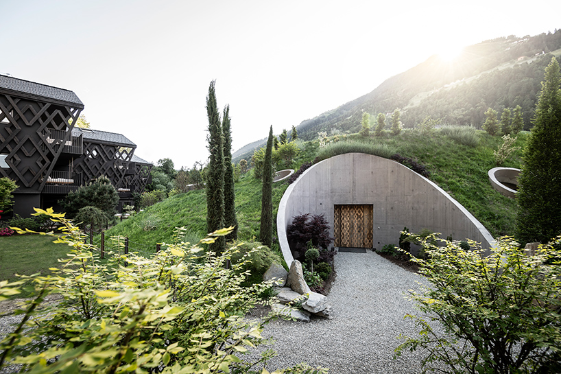 noa* cuts into italy's south tyrolean landscape with its apfelhotel