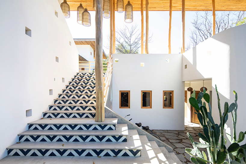 salagnac arquitectos nomadic hotel