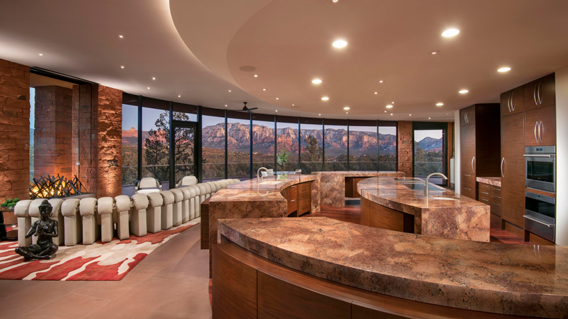 swaback's sedona moongate residence rises from the red rocks of arizona designboom